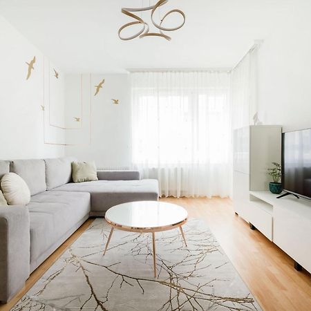 Modern Two-Bedroom Apartment With Free Parking Budapeszt Zewnętrze zdjęcie